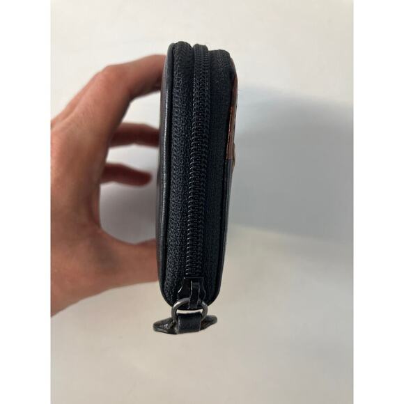 BRIGHTON SMALL BLACK, BROWN CARD HOLDER ZIP CLOSURE WALLET - Picture 4 of 11